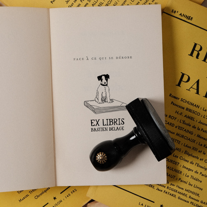 Le Petit Chien et son Livre